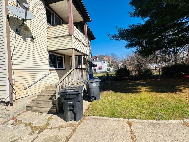 Building Photo - 7406 Ottawa Rd