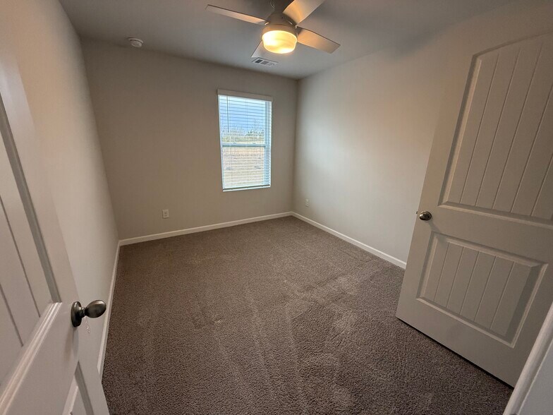 Building Photo - 172 Dale Mires Ln