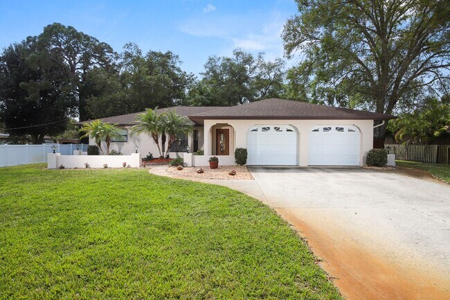 Building Photo - Englewood Annual Pool Home for Rent