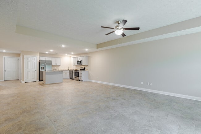Building Photo - 305 Breckinridge Cir