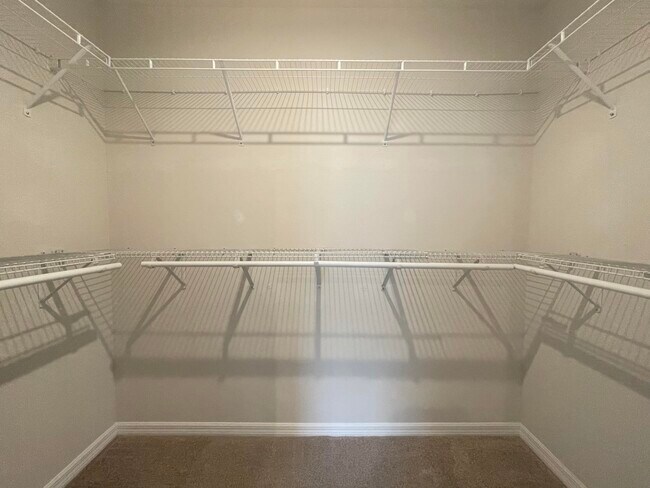 Building Photo - 3832 Lancove Way