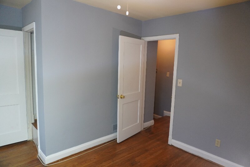 Building Photo - 3811 Lyndale Ave