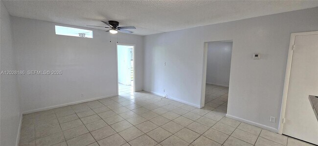 Building Photo - 5335 NW 10th Ct