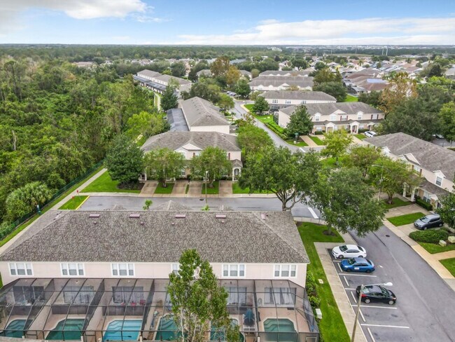 Building Photo - 2314 Silver Palm Dr