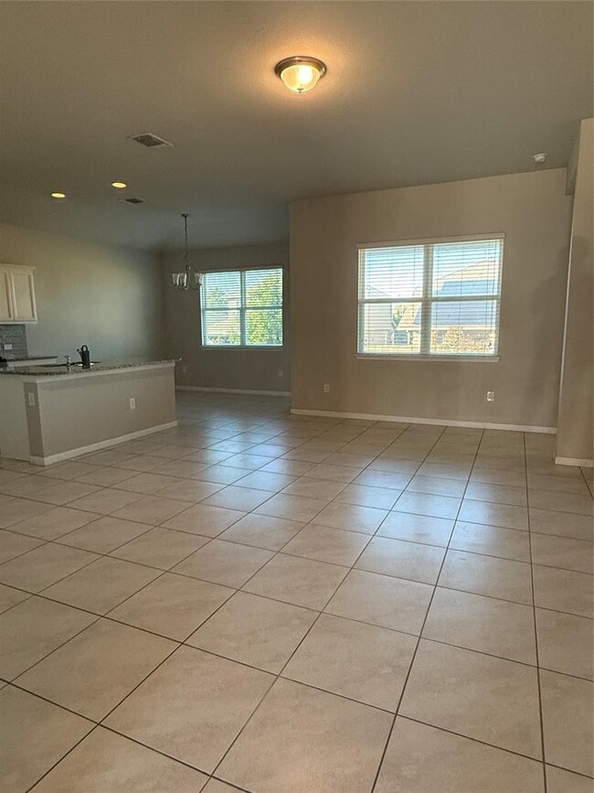 Building Photo - 6516 Ranchito Dr