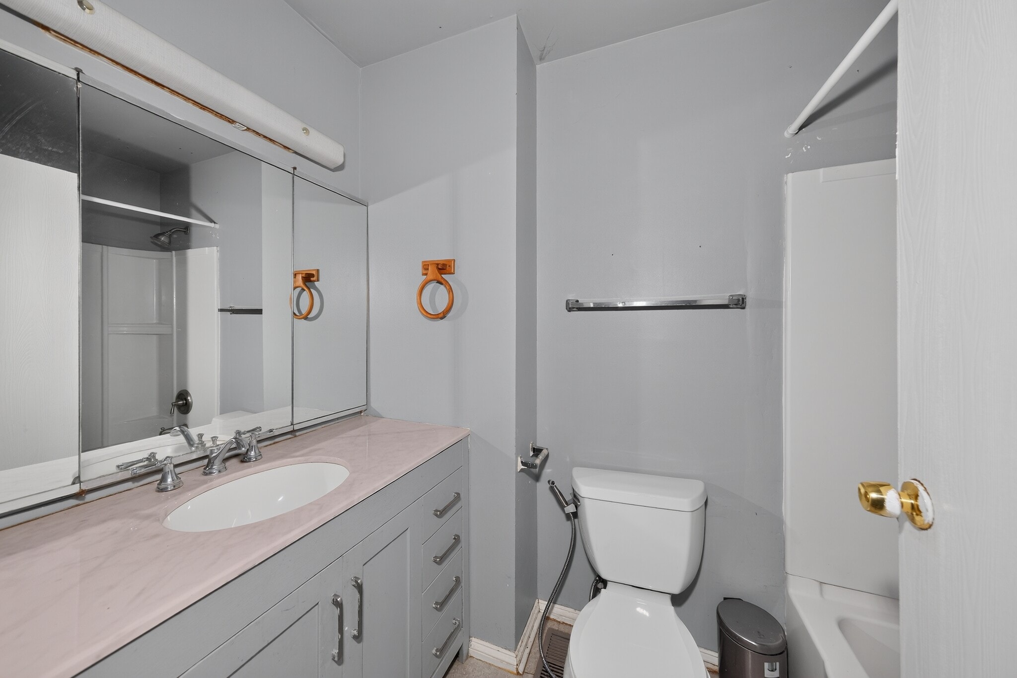 Building Photo - 614 Bryn Mawr Ct