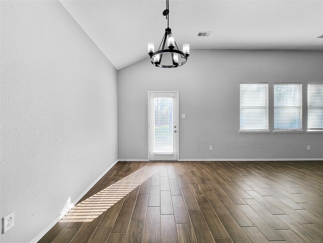 Building Photo - 8822 Rolling Rapids Rd