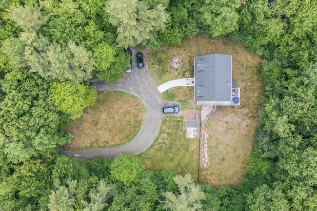 Building Photo - 59 Lincoln St