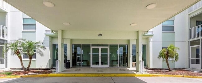 Building Photo - Available on April 15 - Stunning Furnished Waterfront Condo – 2 Beds / 2 Baths with Gulf-to-Bay V...