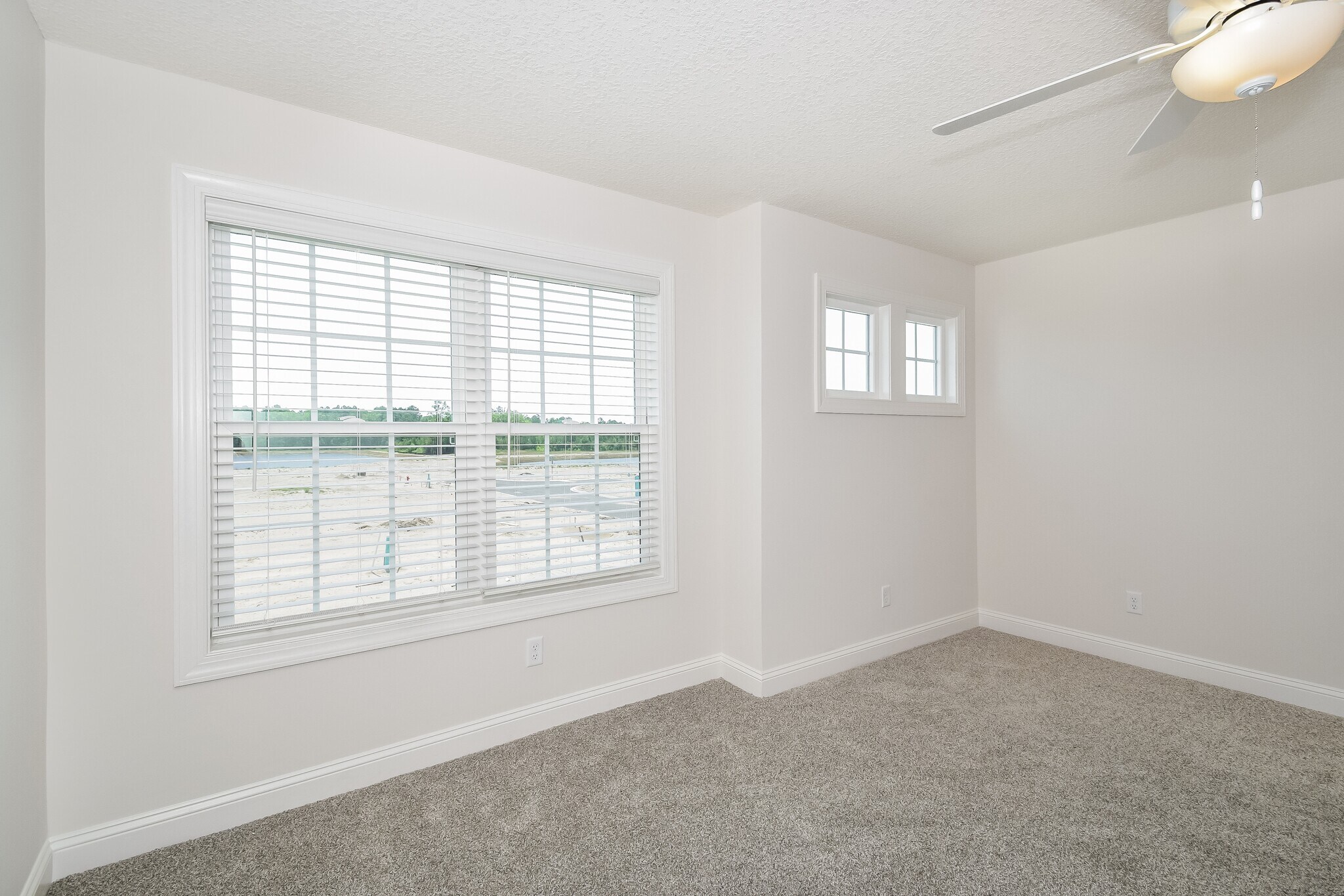 Building Photo - 1212 Walker Point Way