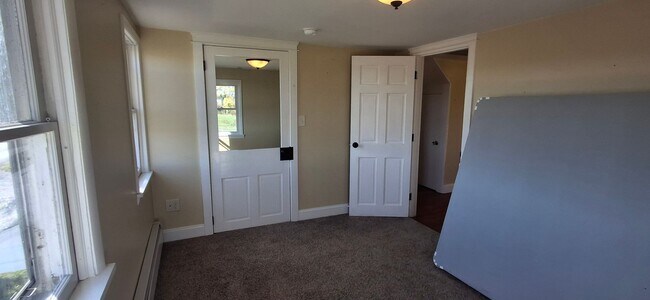 Building Photo - 2513 Donegal Springs Rd