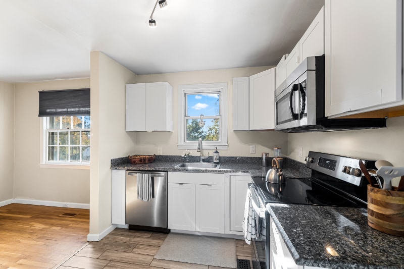 Building Photo - 1934 Fine Ave