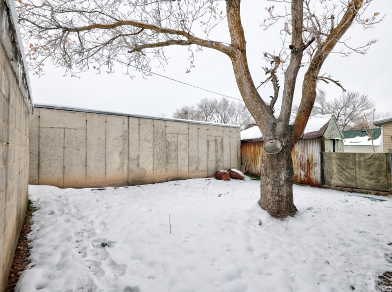 Building Photo - 2867 Kiesel Ave