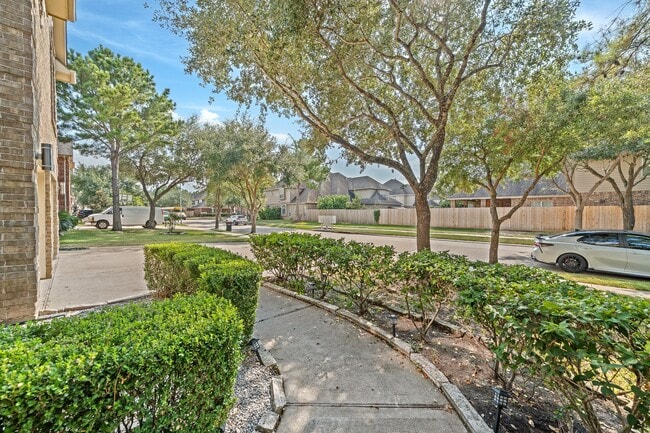 Building Photo - 10926 Wynfield Springs Dr