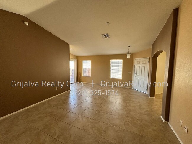 Building Photo - 3 Bedroom, 2 Bath New House with Den for R...