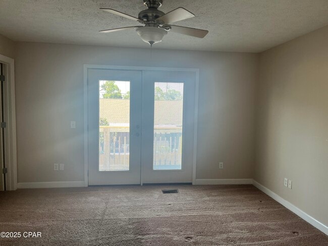 Building Photo - 6236 Sunset Dr