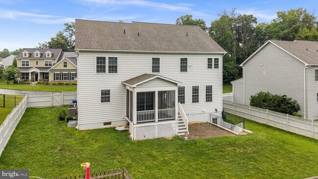 Building Photo - 945 Kayley Dr