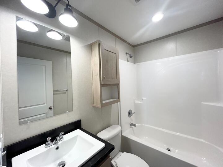 Building Photo - 29773 W Deerfield Ct