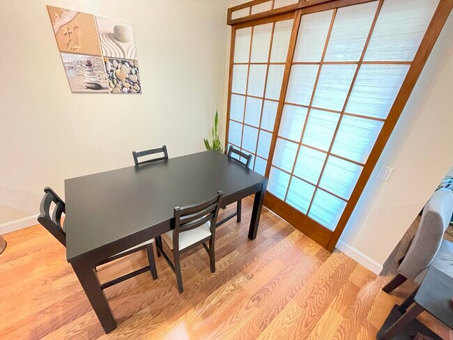 Building Photo - 2664 Senter Rd