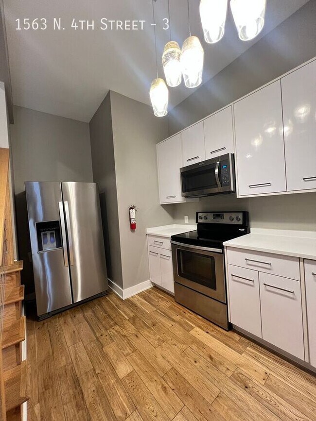 Building Photo - 1563 N 4th St