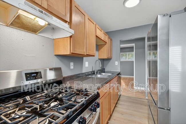 Building Photo - 148 Glen Garry Rd