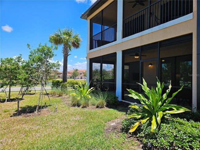 Building Photo - 10042 Crooked Crk Dr