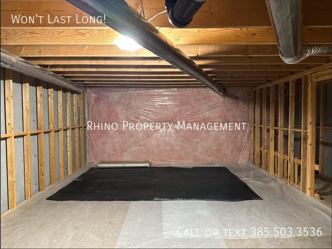 Building Photo - 429 N Northshore Dr