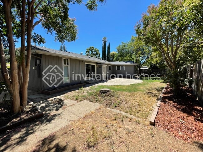 Building Photo - 9035 Sutters Gold Dr