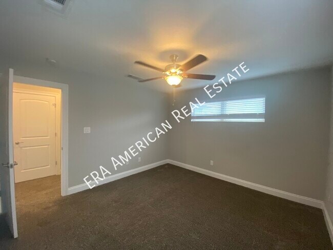 Building Photo - 8461 Laredo St