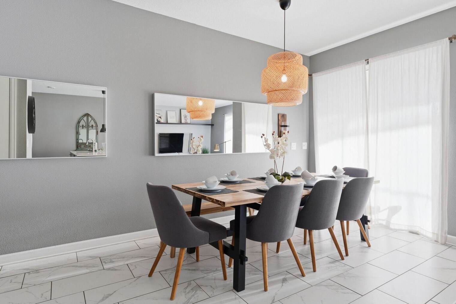 Building Photo - 8924 Stinger Dr