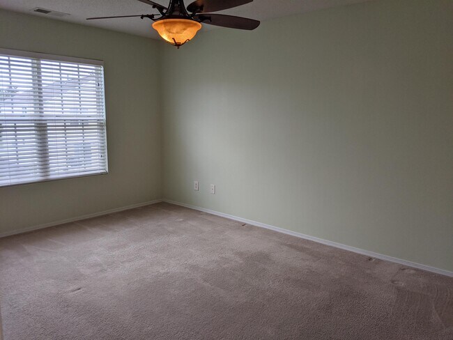 Building Photo - 4804 Rockport Dr