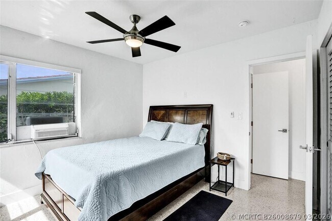 Building Photo - 4313 Sea Grape Dr
