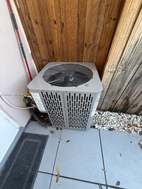 Building Photo - 4521 NE 21st Ave