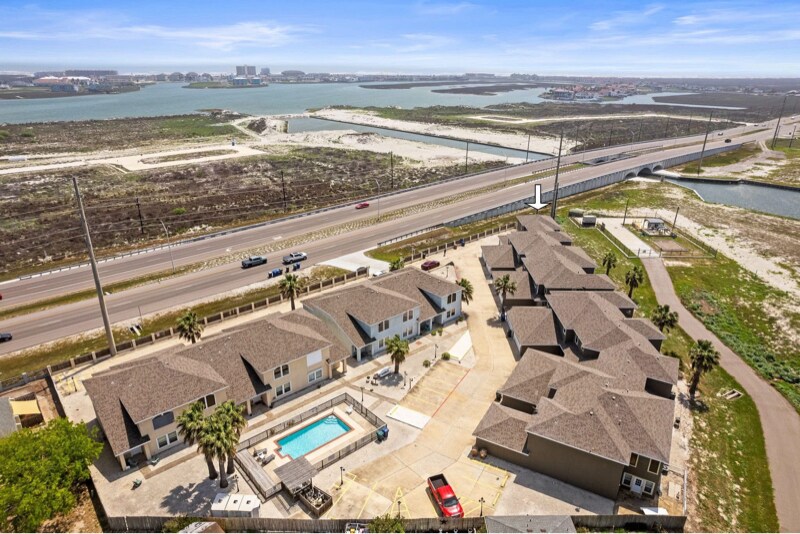 Building Photo - 14861 S Padre Island Dr