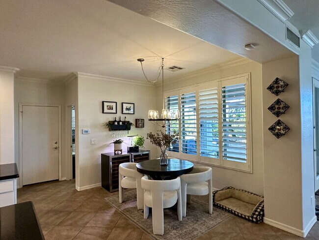 Building Photo - 4307 S Kimberlee Dr