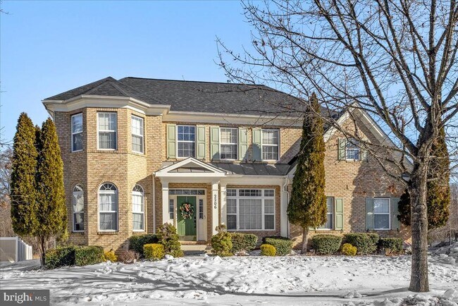 Building Photo - 2206 Green Ginger Cir