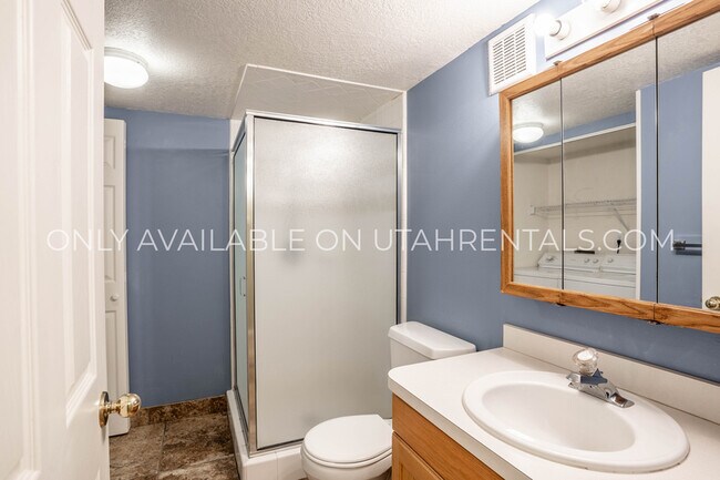 Building Photo - 1214 W 1380 N