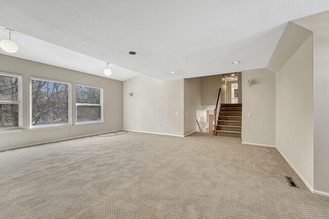 Building Photo - 7398 S Hudson Way