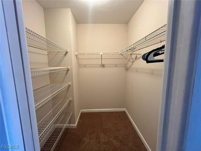 Building Photo - 3911 Country Club Blvd