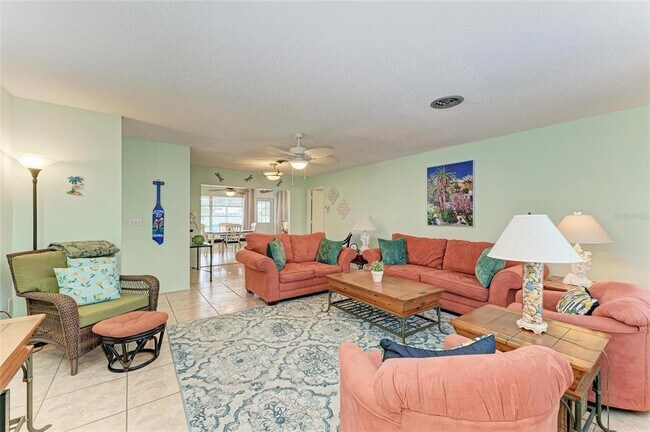 Building Photo - 265 Dorchester Dr