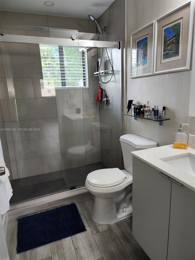 Building Photo - 1411 SW 66th Ave