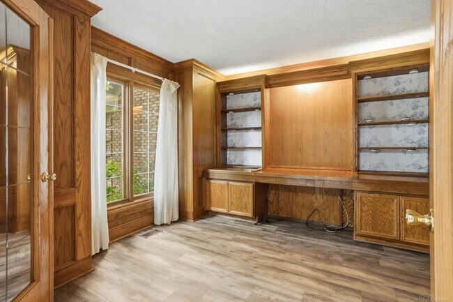 Building Photo - 14450 Knightsbridge Dr