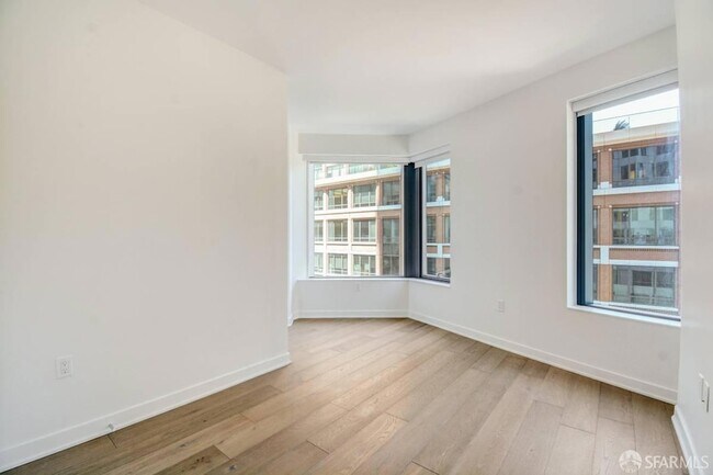 Building Photo - 280 Spear St