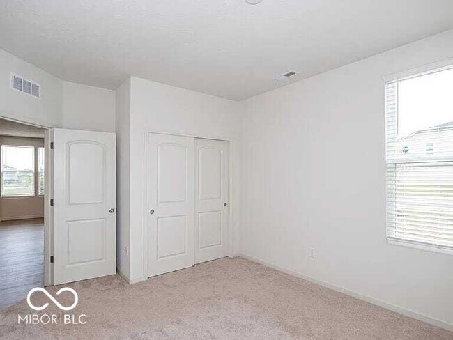 Building Photo - 5403 Veranda Dr
