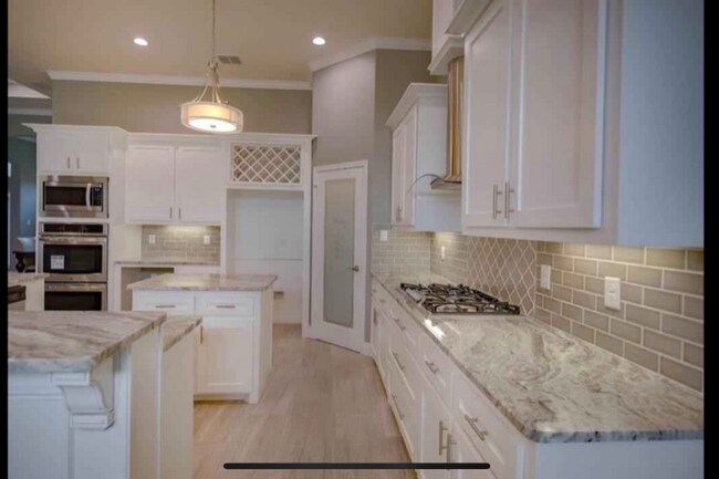 Building Photo - 5701 Bella Di Giorno Dr