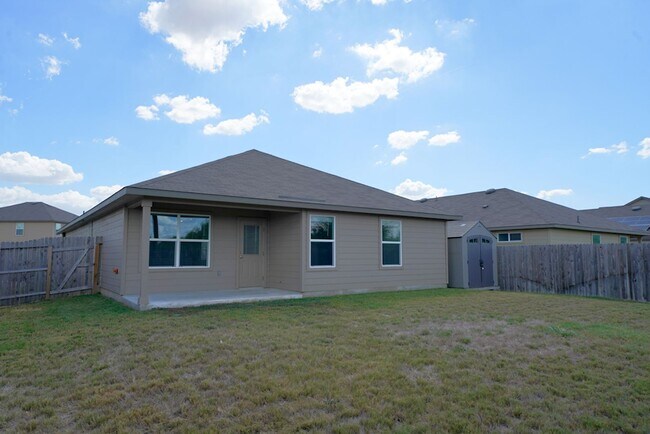 Building Photo - Like New Home in Red River Ranch (Cibolo)! -  Realtor Commission: $500