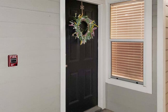 Building Photo - 12166 Metric Blvd