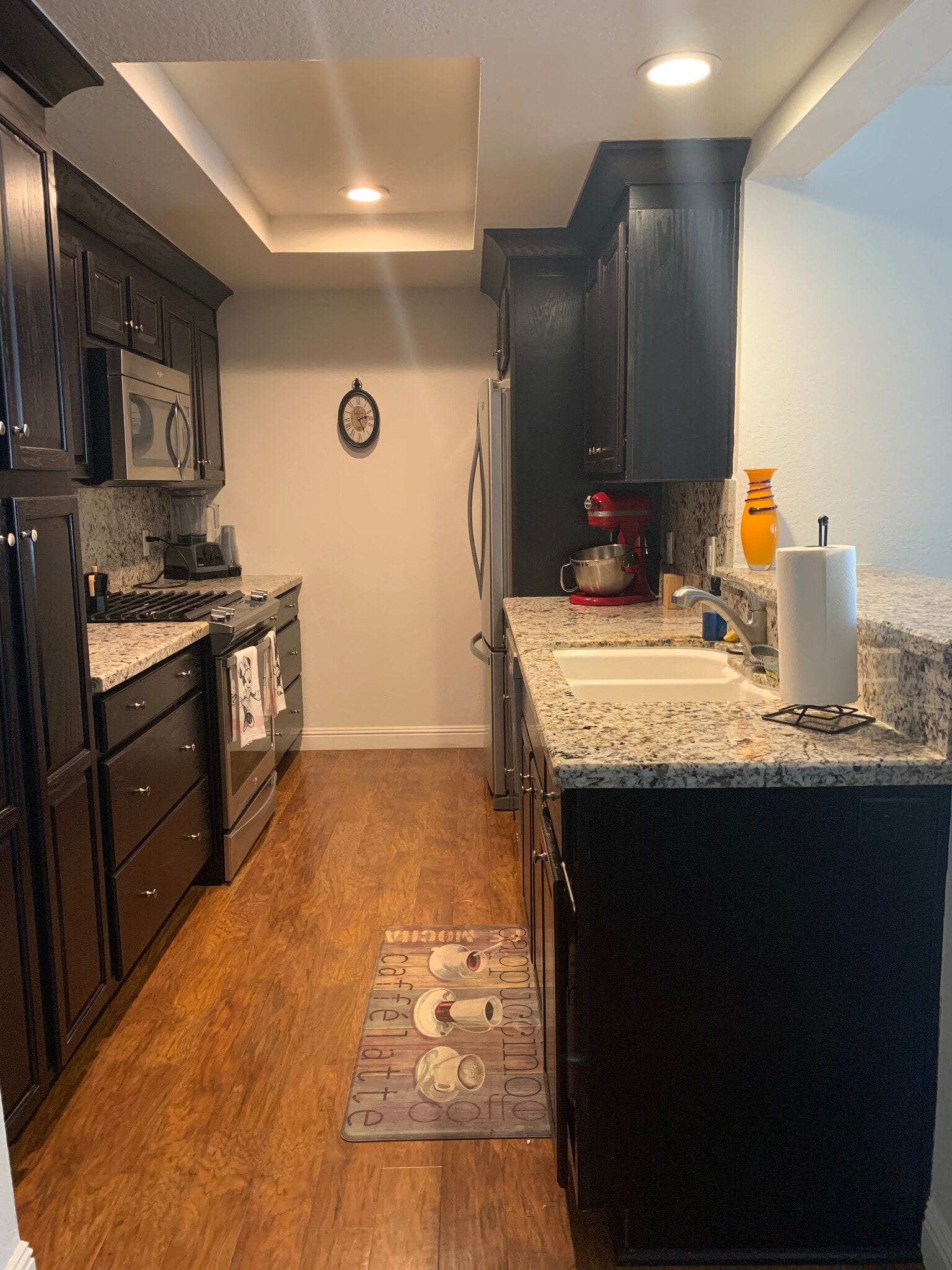 Kitchen - 762 E Orange Grove Blvd
