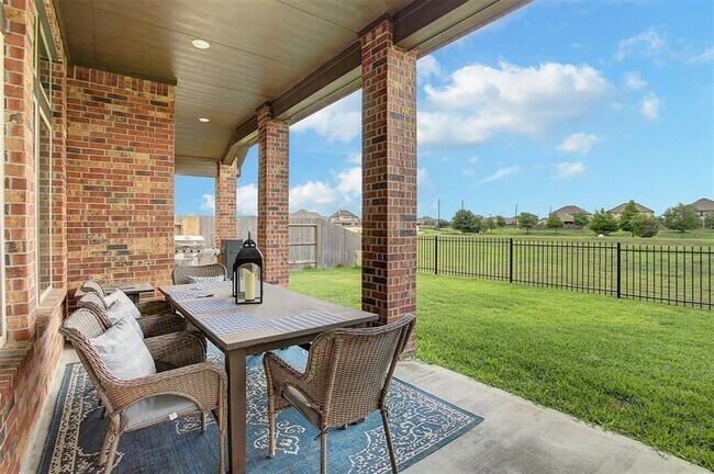 Building Photo - 28522 Buffalo Fork Ln