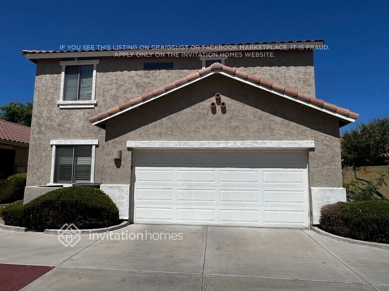 Building Photo - 1006 S Colonial Ct